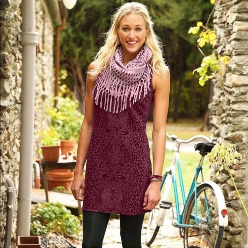 EUC Athleta Shayla Cherrywood Savannah Print Sleeveless
Shift Dress Size XXS